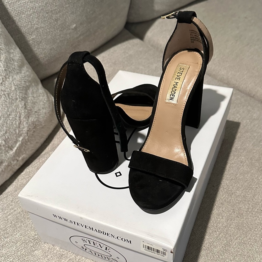 Steve Madden Carson Suede Heels